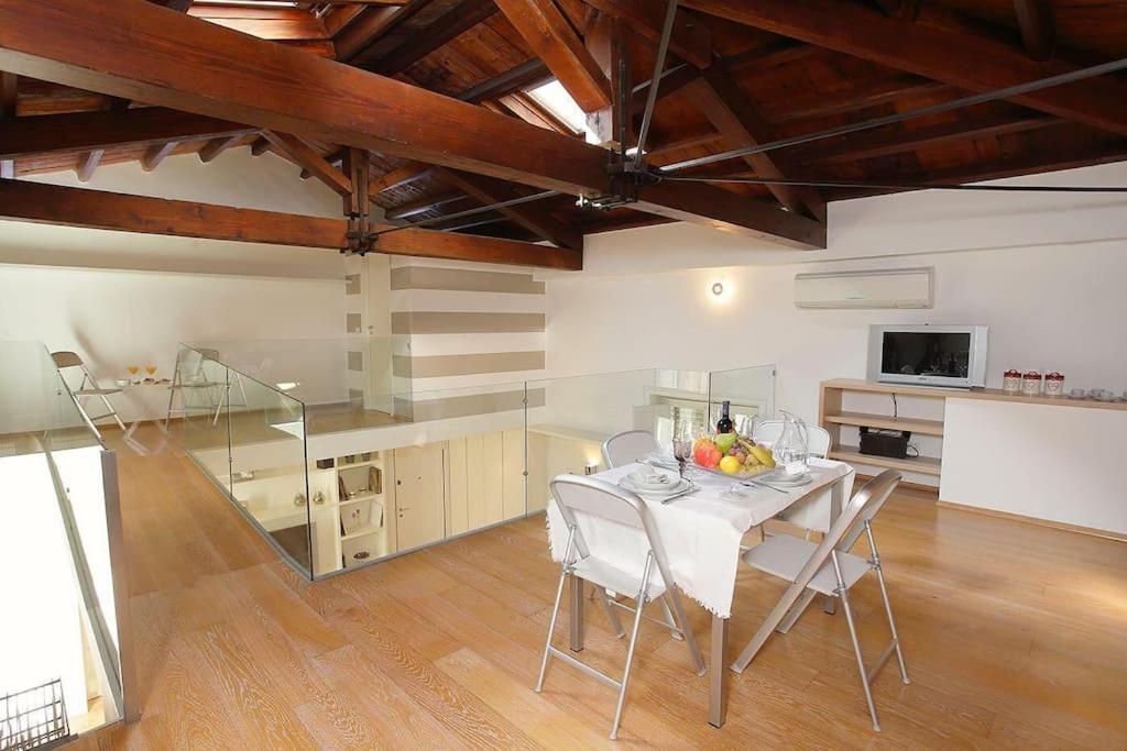 Apartamento Politeama Lucy Loft Palermo